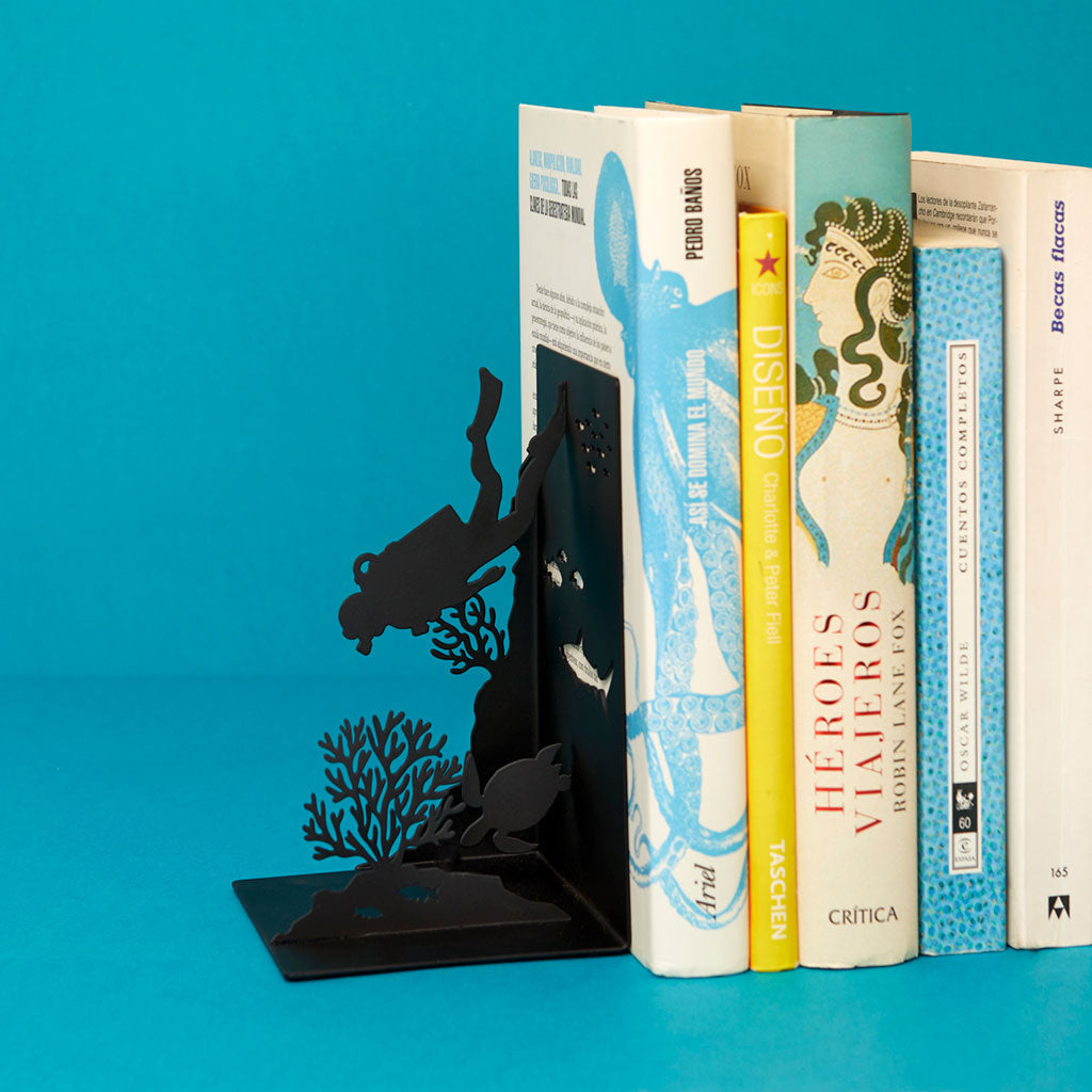 Boekensteun Duiken Zwart - cadeau van Kado in Huis