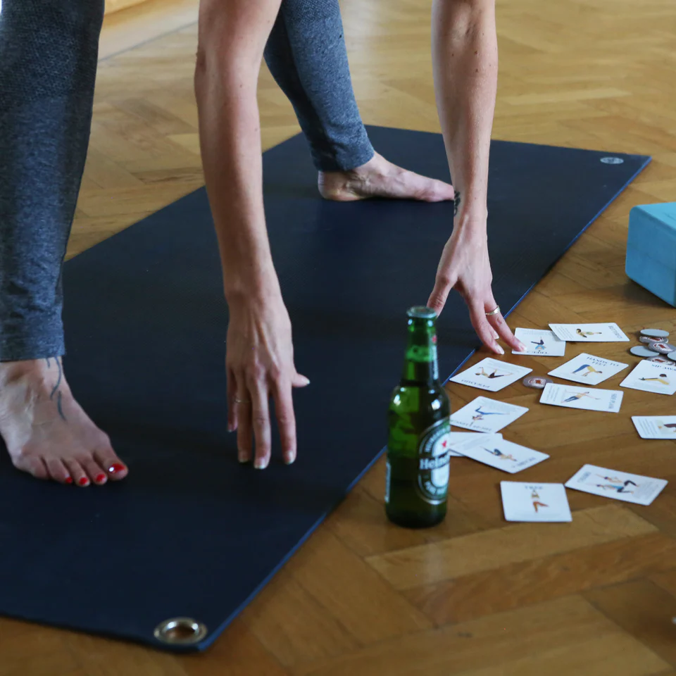 Bier Yoga Party spel - detailfoto 4