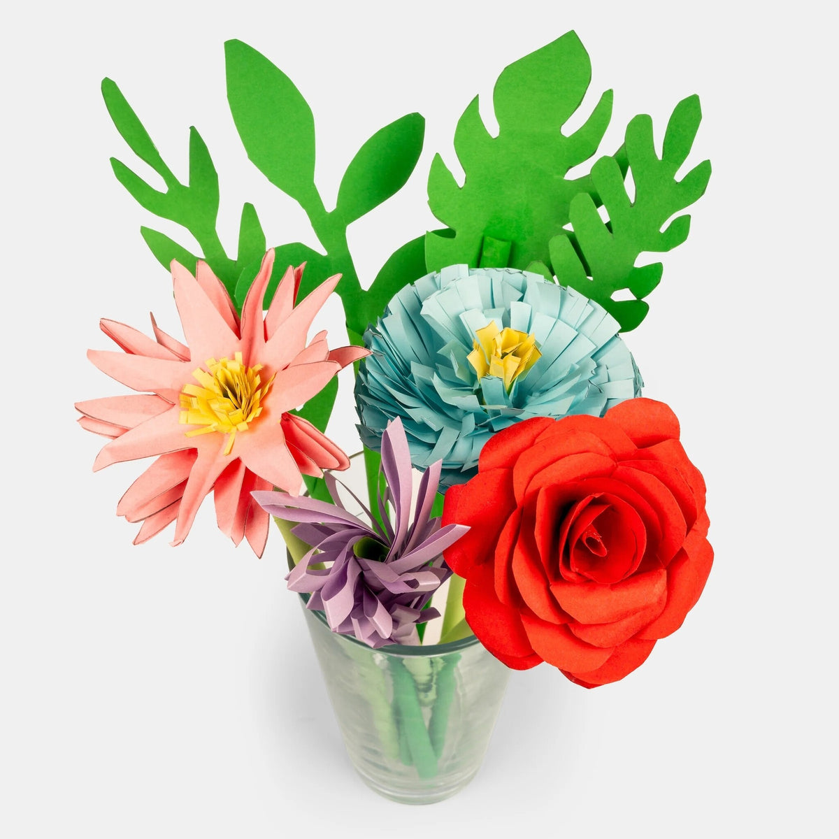 bloemen van papier maken - cadeau van Kado in Huis