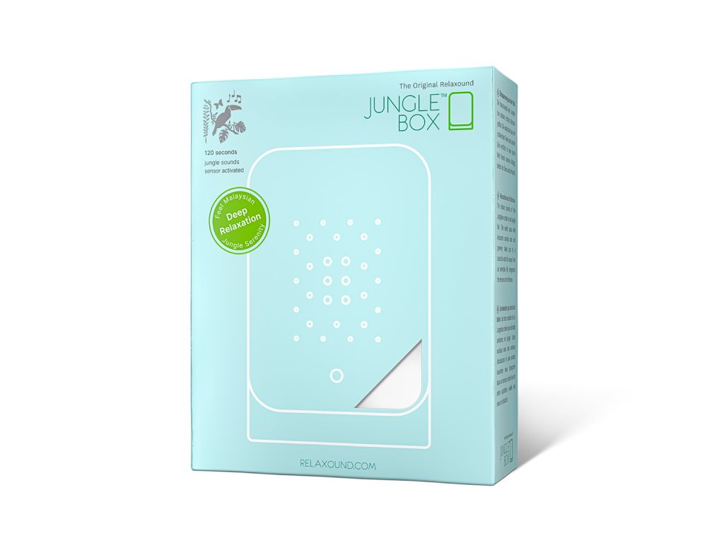 Lichtblauwe verpakking van de Junglebox wit met witte productillustratie en groen rond label
