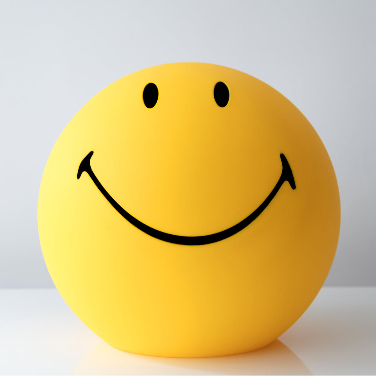 Smiley LED Lamp XL Geel - detailfoto 1