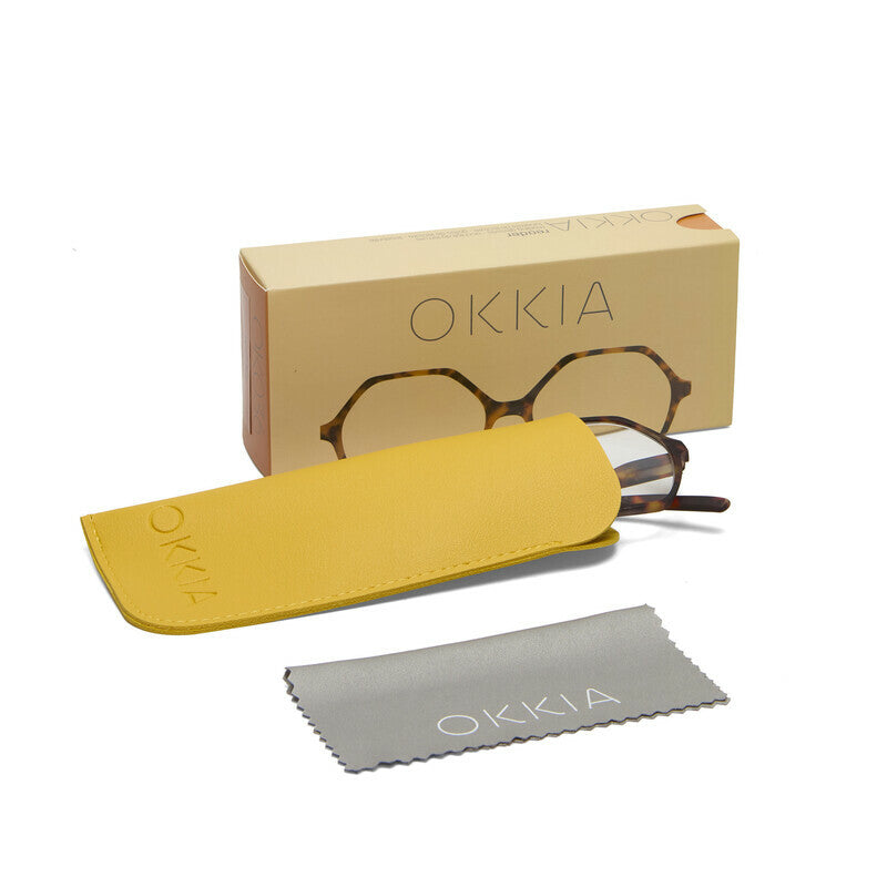 Okkia Venezia Havana leesbril inclusief originele verpakking, zachte beschermhoes en brillendoekje.